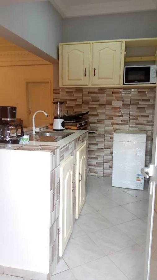 Residence Sh Yaounde Bagian luar foto